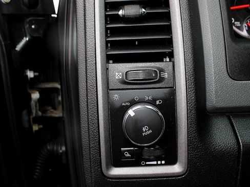 Used 2018 RAM 1500 Express w/ Express Value Package image 15