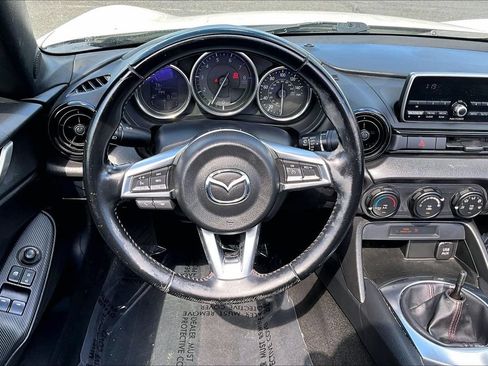 Used 2016 MAZDA MX-5 Miata Sport RWD image 16