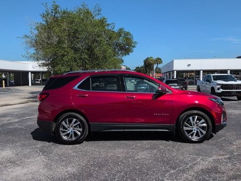 Used 2024 Chevrolet Equinox Premier FWD image 3