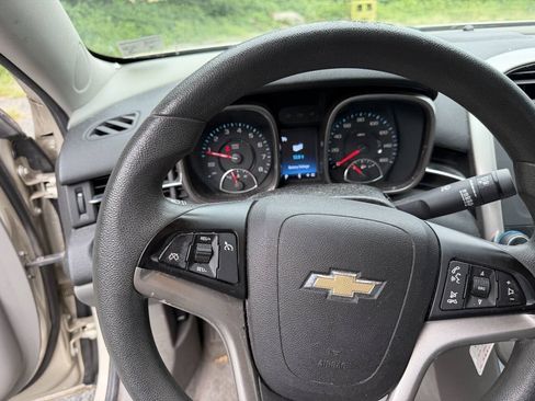 Used 2014 Chevrolet Malibu LS w/ Protection Package FWD image 17
