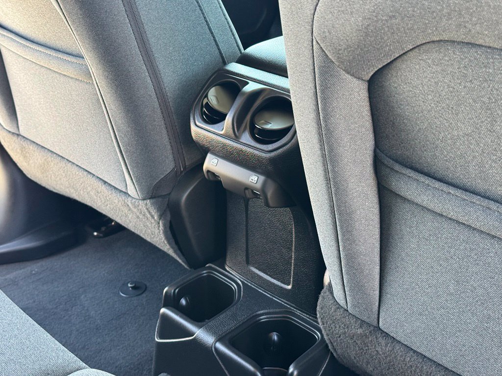 Used 2025 Jeep Wrangler Unlimited Sport AWD/4WD image 21