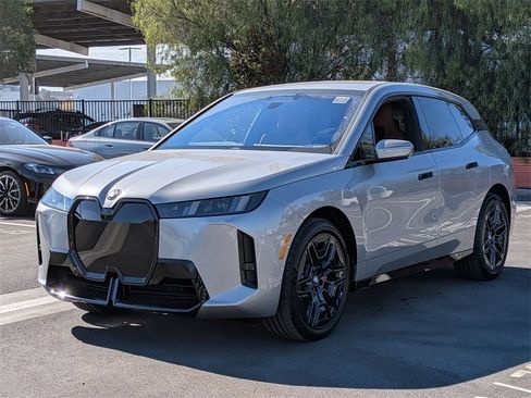 New 2026 BMW iX xDrive45 image 2