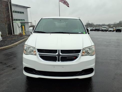 Used 2016 Dodge Grand Caravan SE FWD image 8