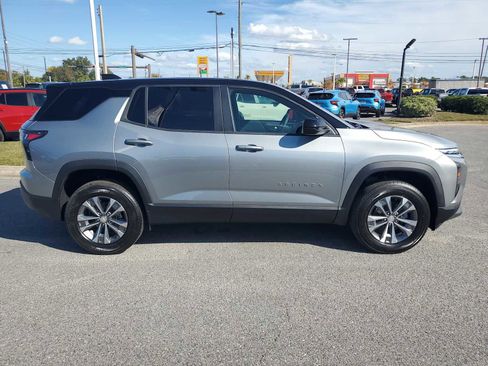 New 2026 Chevrolet Equinox LT image 7