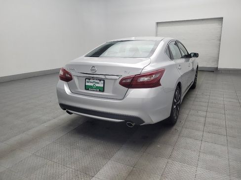 Used 2018 Nissan Altima 2.5 SV image 9