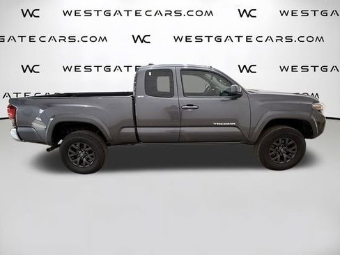 Used 2022 Toyota Tacoma SR5 image 40