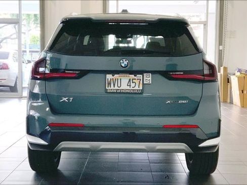 Certified 2023 BMW X1 xDrive28i w/ Convenience Package AWD/4WD image 4