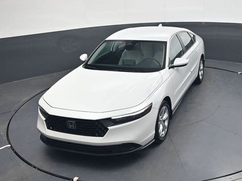 Used 2023 Honda Accord LX image 18