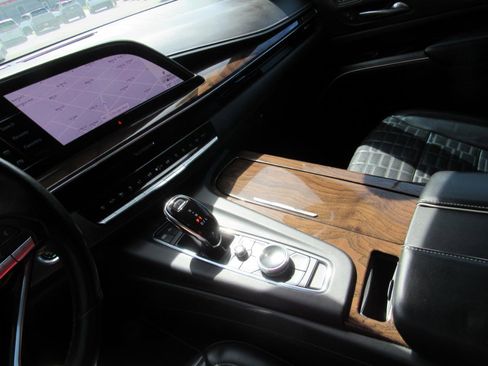 Used 2021 Cadillac Escalade ESV Sport Platinum w/ LPO, ONYX Package AWD/4WD image 34