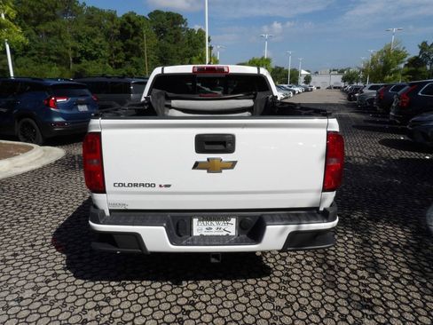 Used 2018 Chevrolet Colorado Z71 RWD image 6