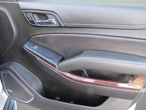 Used 2018 GMC Yukon SLT w/ Open Road Package image 36