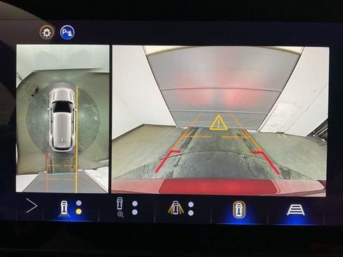 New 2026 Chevrolet Equinox LT w/ Safety and Technology Package image 16