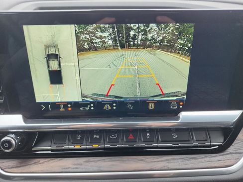 Certified 2025 GMC Sierra 2500 SLT w/ SLT Premium Package image 19