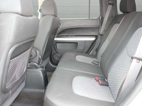 Used 2011 Chevrolet HHR LT w/ My Link Package image 18