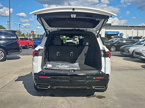 New 2026 Buick Enclave Sport Touring w/ Power Package image 6