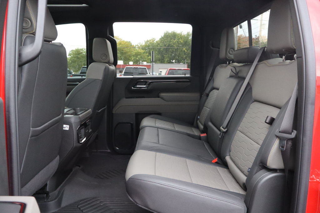Used 2025 Chevrolet Silverado 2500 ZR2 w/ ZR2 Bison Edition AWD/4WD image 26