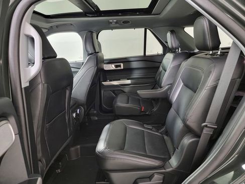 Certified 2023 Ford Explorer Limited w/ Limited Technology Package AWD/4WD image 15