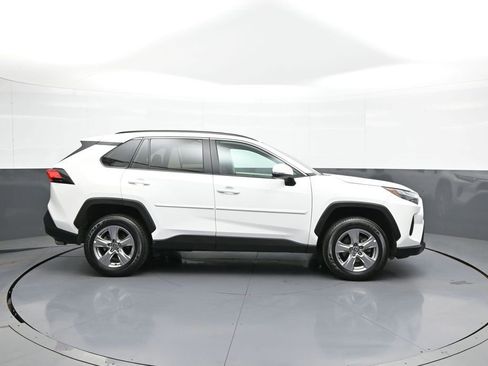 Certified 2023 Toyota RAV4 XLE w/ XLE Grade Weather Package AWD/4WD image 5