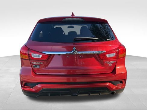 Used 2018 Mitsubishi Outlander Sport SE image 4