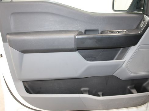 Used 2023 Ford F150 XL w/ XL Chrome Appearance Package AWD/4WD image 17