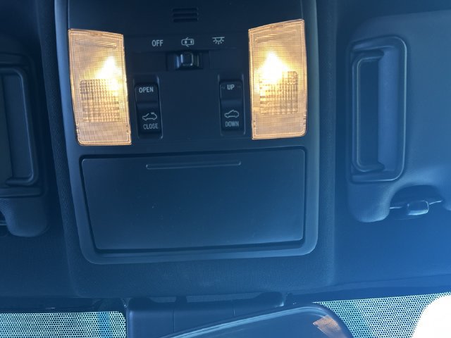 Used 2017 Toyota RAV4 SE FWD image 27