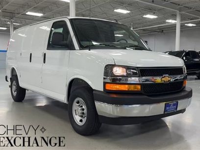 New 2025 Chevrolet Express 2500