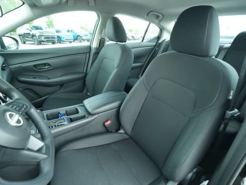 Used 2025 Nissan Sentra S FWD image 38