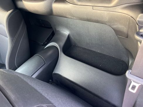 Used 2012 Nissan 370Z Roadster image 15