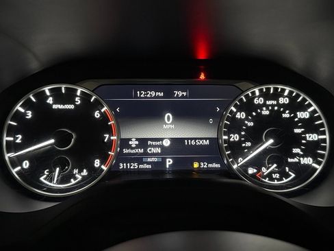 Used 2022 Nissan Rogue SV image 38