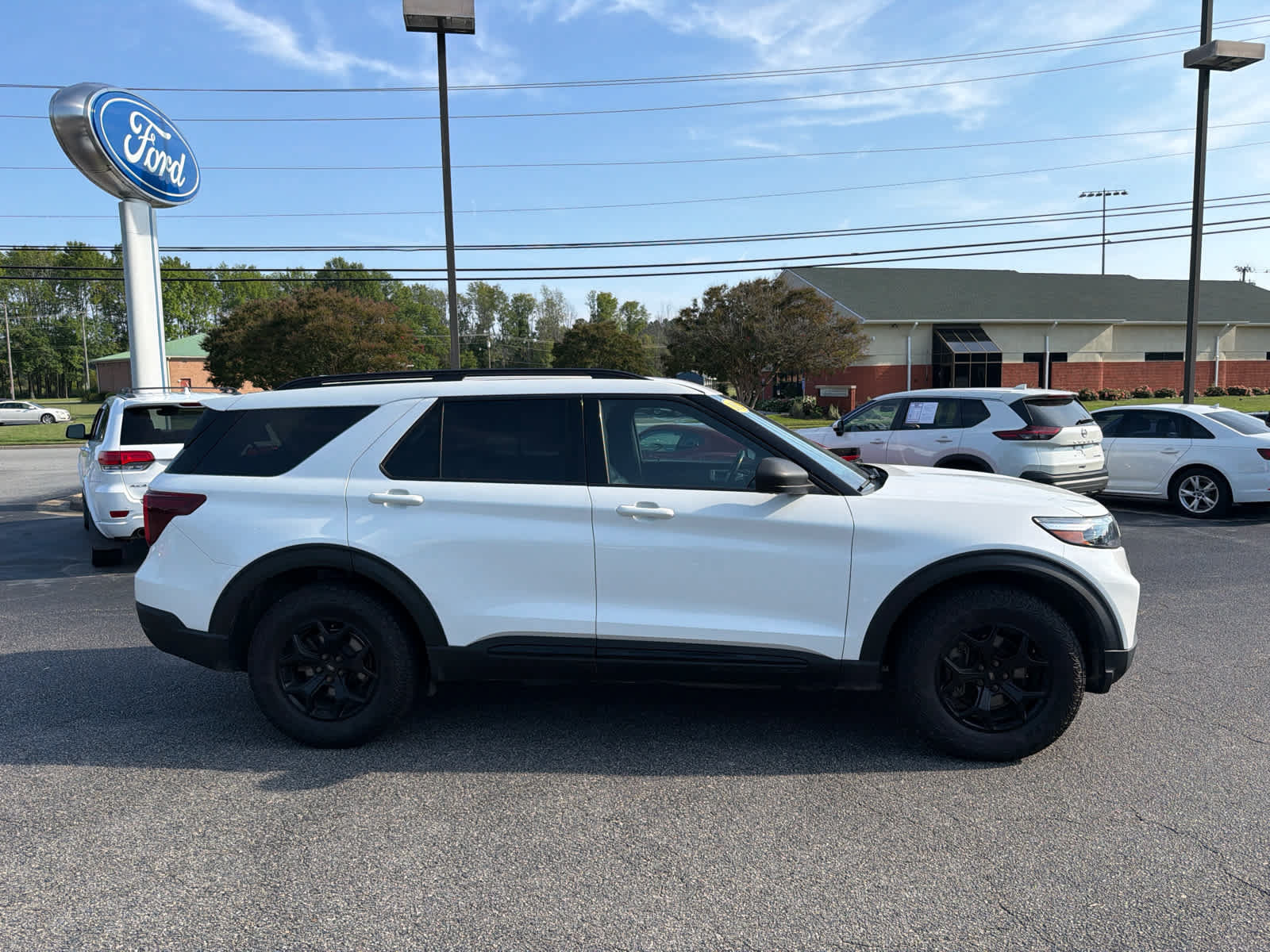 Used 2022 Ford Explorer Timberline AWD/4WD image 2