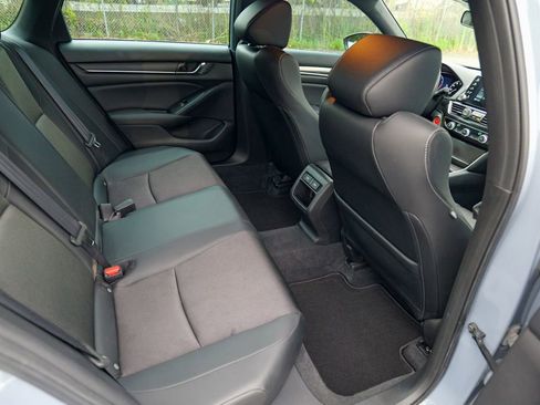 Used 2022 Honda Accord Sport image 28
