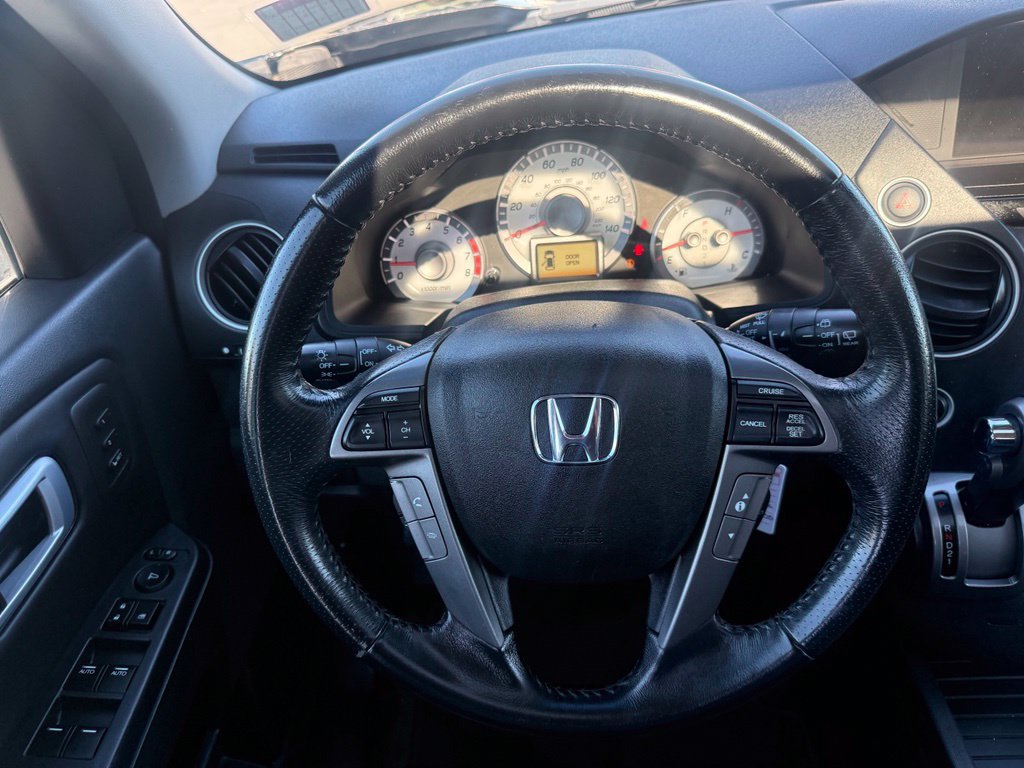 Used 2013 Honda Pilot Touring image 24