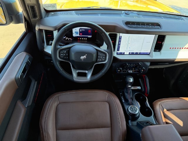 Used 2023 Ford Bronco Heritage Edition AWD/4WD image 25