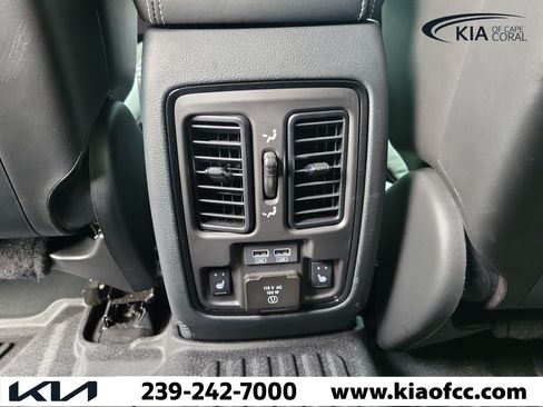 Used 2024 Dodge Durango SRT AWD/4WD image 17