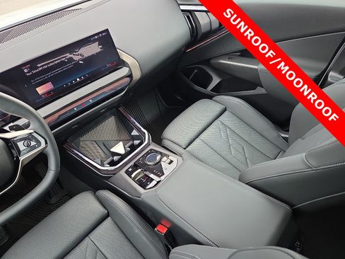 Used 2025 BMW X3 xDrive30i w/ Premium Package image 11