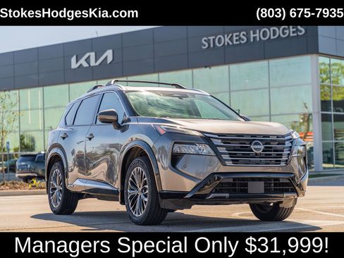 Used 2025 Nissan Rogue Platinum w/ Platinum Premium Package AWD/4WD image 1