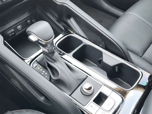 New 2025 Kia Telluride EX w/ EX Captain's Chair Package image 16