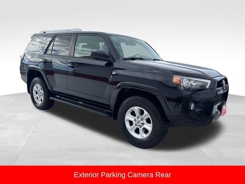 Used 2017 Toyota 4Runner SR5 image 9