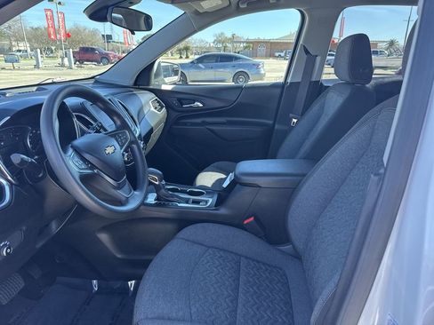 Used 2022 Chevrolet Equinox LT image 13