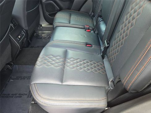 Used 2023 Mitsubishi Outlander SEL FWD image 15