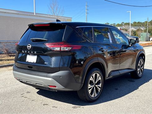 Used 2023 Nissan Rogue SV image 23