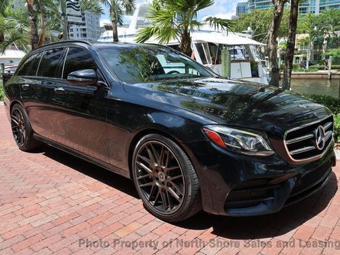 Used 2018 Mercedes-Benz E 400 4MATIC Wagon w/ Premium 2 Package (Q02) image 17