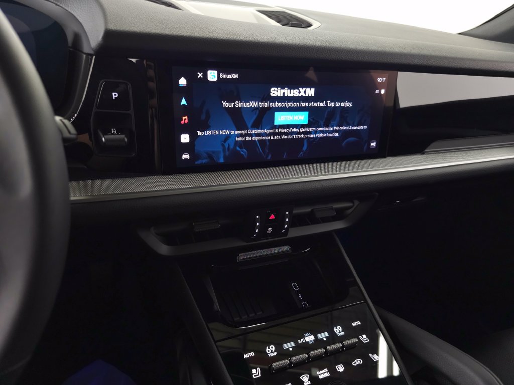 Used 2026 Porsche Cayenne AWD/4WD image 24