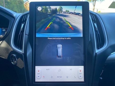 Certified 2022 Ford Edge SEL w/ Convenience Package image 53