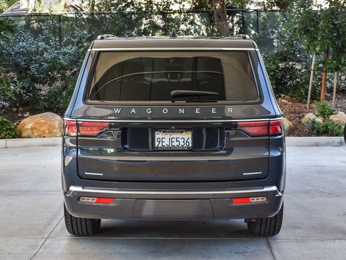 Used 2022 Jeep Wagoneer Series I w/ Convenience Group I image 5