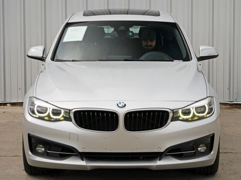 Used 2017 BMW 330i Gran Turismo xDrive image 43