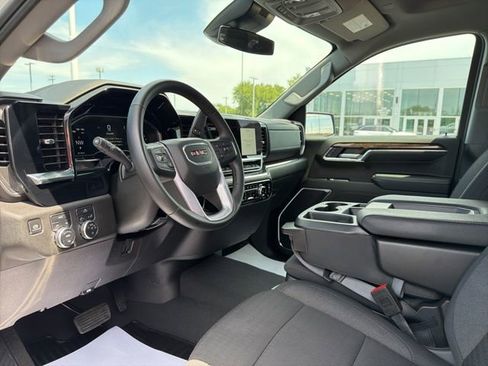 Used 2024 GMC Sierra 1500 Elevation AWD/4WD image 19
