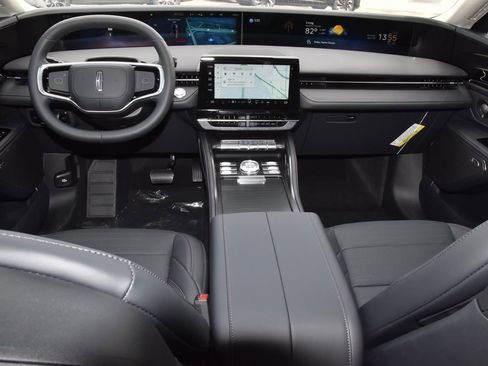 New 2026 Lincoln Nautilus Reserve AWD/4WD image 23