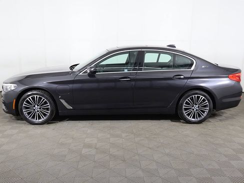 Used 2018 BMW 530e xDrive AWD/4WD image 19