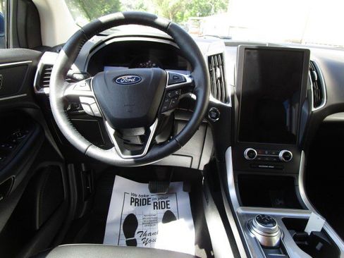 Used 2024 Ford Edge SEL w/ Convenience Package AWD/4WD image 13